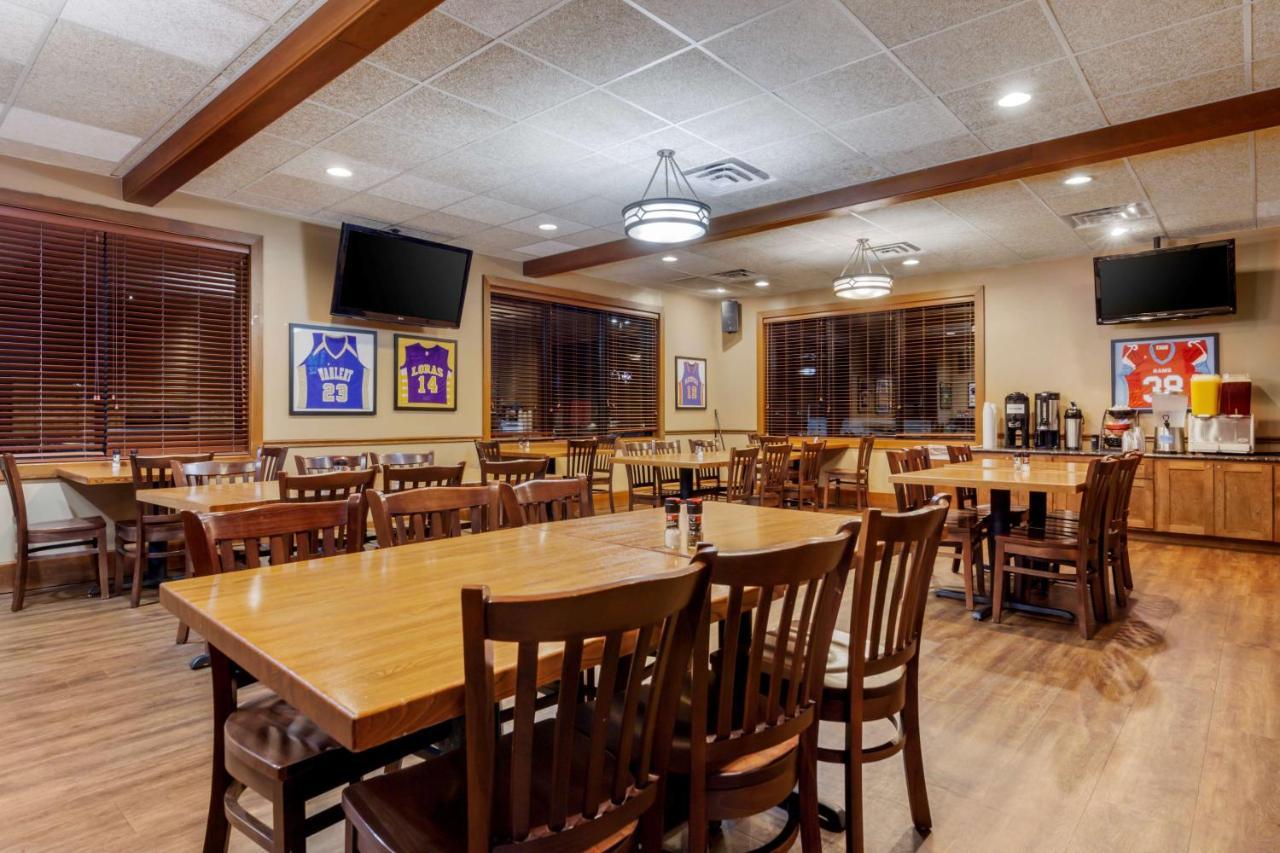 Best Western Plus Dubuque Hotel&Conference Center Exterior foto